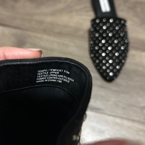 Steve Madden Size 6.5 Studded Mules - Picture 5 of 5